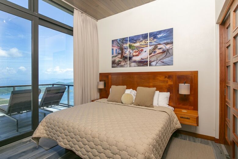 Hostal Calichi At Picture Point