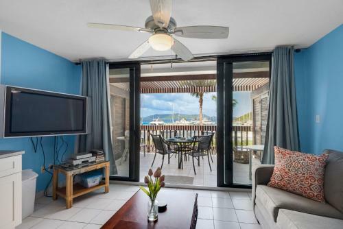 Hotel Sapphire Beach Resort