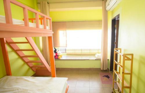 Hostal G.t. Guest House
