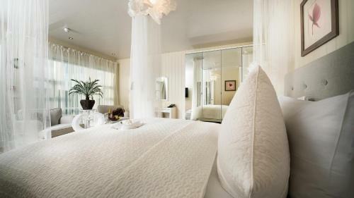 Hotel Grimsborgir Luxury Rooms And Apartments