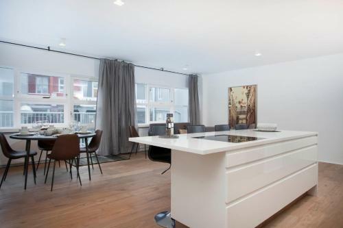 Downtown Dream Apartments