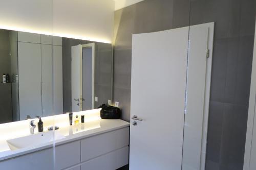 Greenkey Apartment - F8