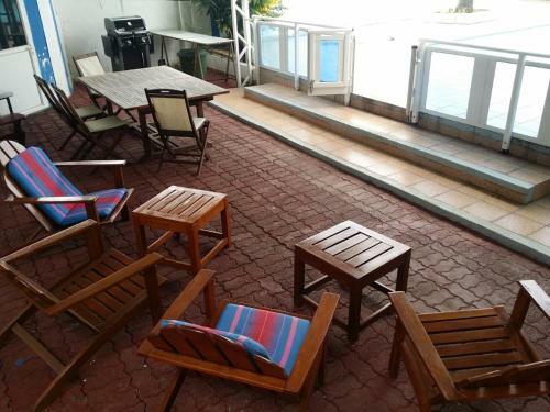Hostal Chambre Privative � 50m Du Lagon