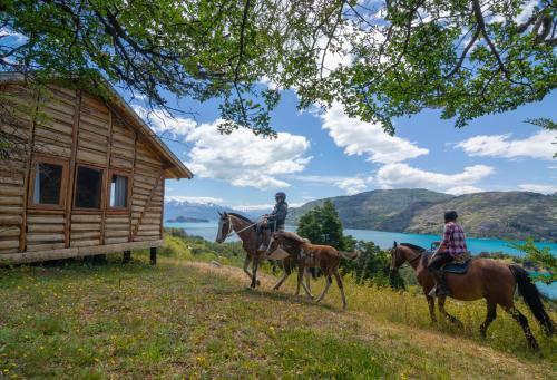 Mallin Colorado Ecolodge