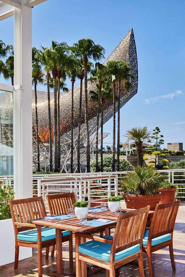 Hotel Arts