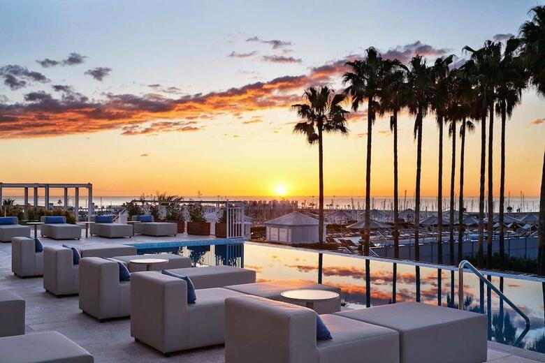 Hotel Arts