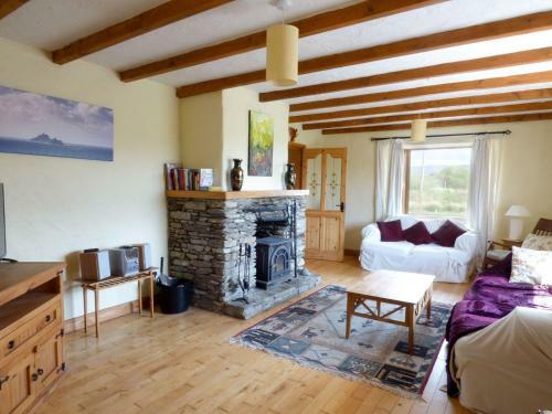 Tigh An Droichid, Ballinskelligs