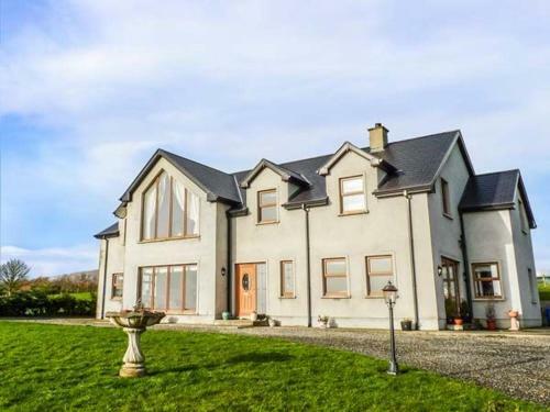 Millers Lane House, Muff