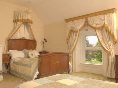 The Castle Country House B&B