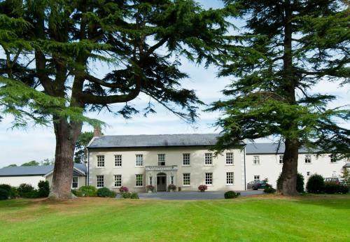 Heyward Mews Sleeps 6