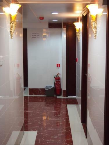 Hostal Traveller's Hostel