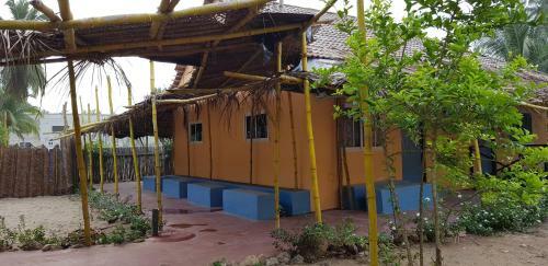 Hostal African Vibrations Beach Resort