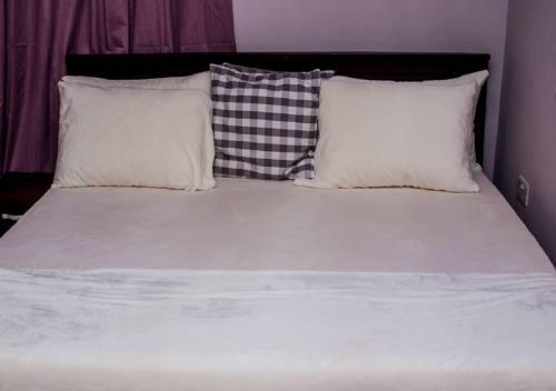Hostal Danritzcer Suites