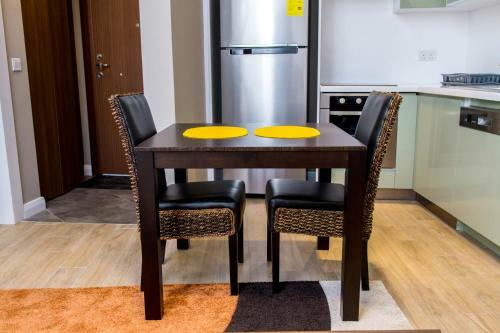 Pls Apartments - Cantonments