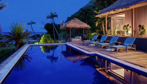 Hotel Vomo Island Resort