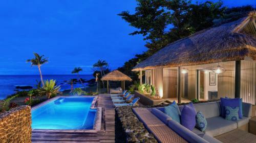 Hotel Vomo Island Resort