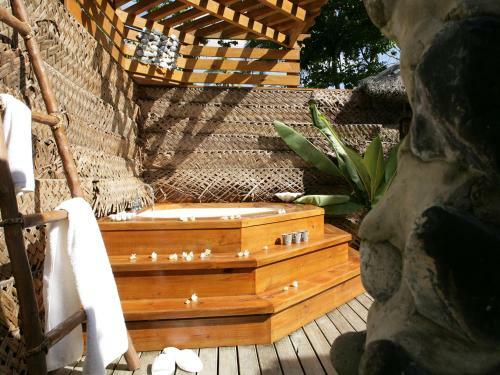 Hotel Matangi Private Island Resort - Adults Only