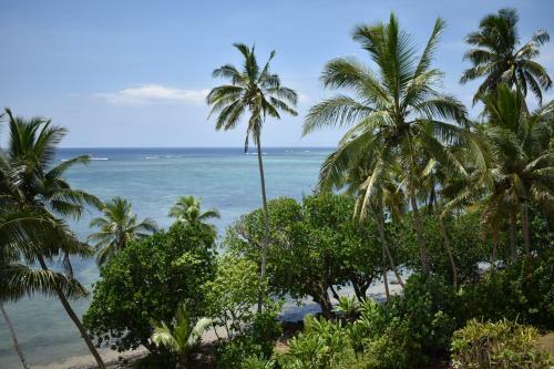 Island Breeze Fiji