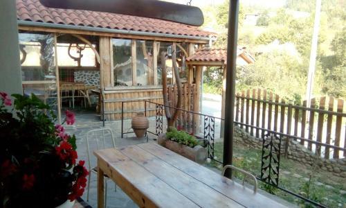 Hostal Villa Lovna Sreshta