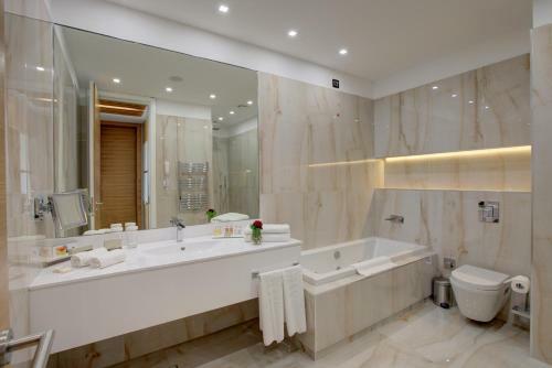 Merit Grand Mosta Spa Hotel & Casino