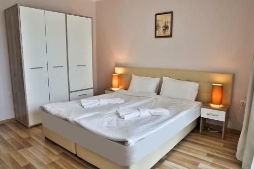 Al Rial Beach Apartments