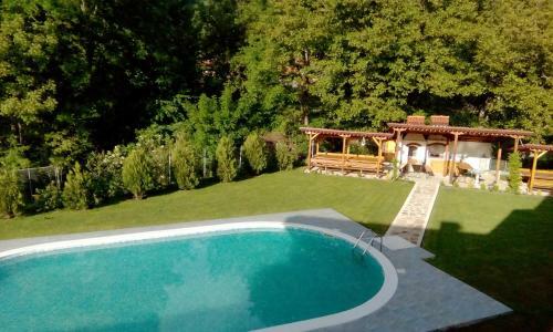 Hostal Hotel Aleksandrina