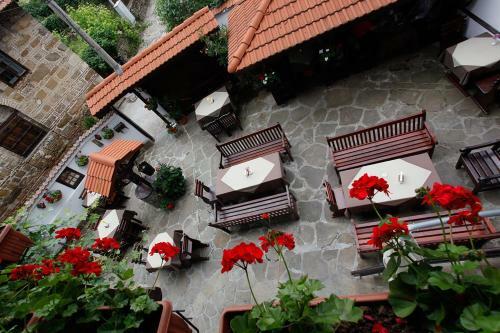 Family Hotel Varosha 2003