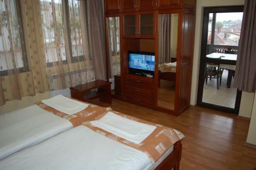 Hostal Mutafova House