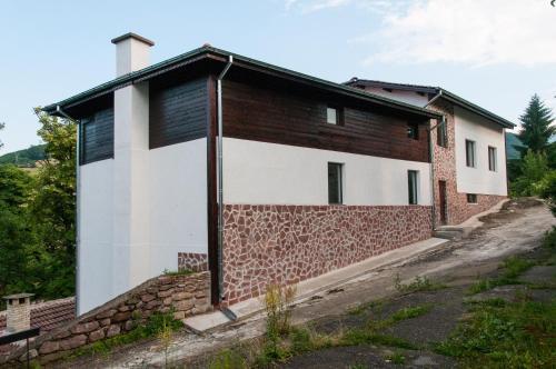 Hotel Kiprovets