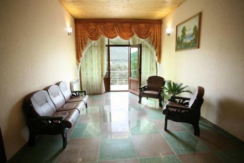 Nairi Hotel