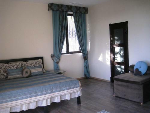 Hostal Hyelandz Eco Village Resort