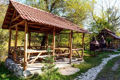 Bed & Breakfast Belveder Eco Resort