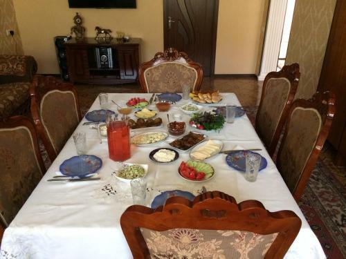 Hostal Gokor B&B