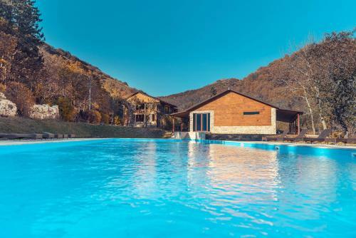 Hotel Apricot Aghveran Resort