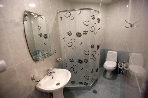 Amrots Hotel