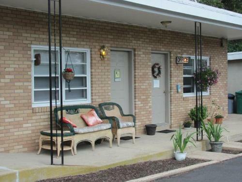 Hickory Run Motel