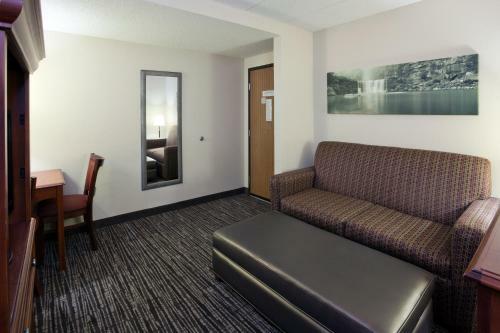Hotel Americinn By Wyndham Alexandria