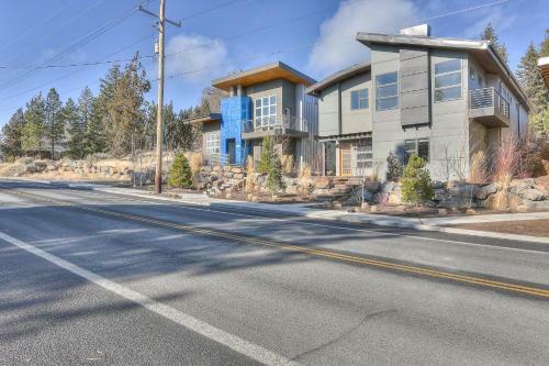 Portland Pearl-ac-by Dt-3br/2.5b