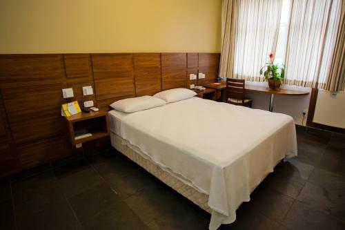 Aipana Plaza Hotel