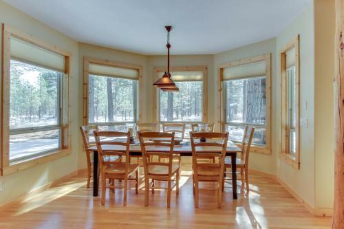 Black Butte Manor Bordering Forest