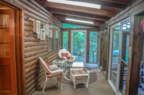 Bear Lake Lodge