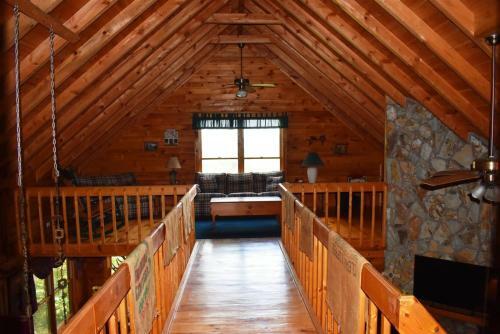 Cr`s_mountain_retreat