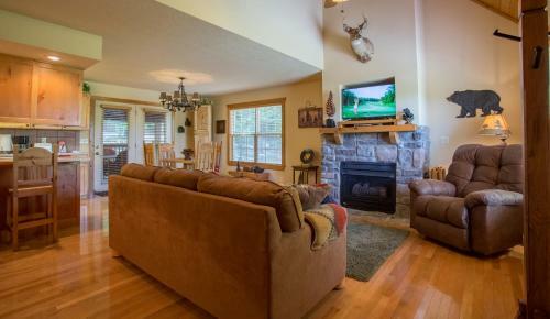 Black Bear Lodge Home
