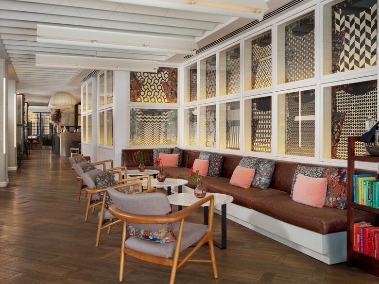 Hotel H10 Universitat