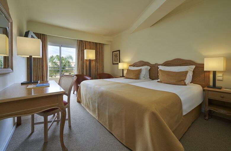 Hotel Porto Bay Falesia