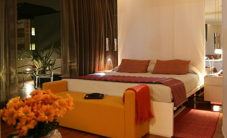 Hotel Cram