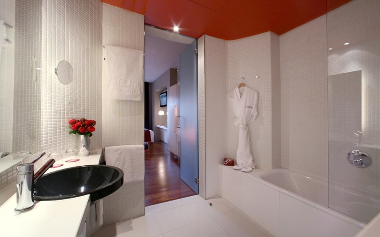 Hotel Cram