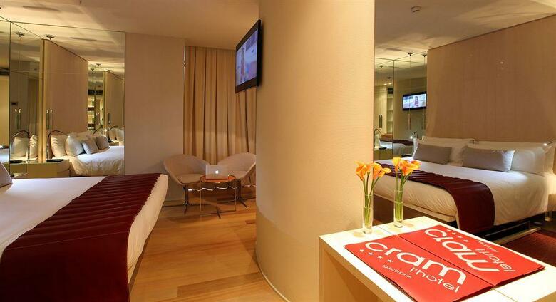 Hotel Cram
