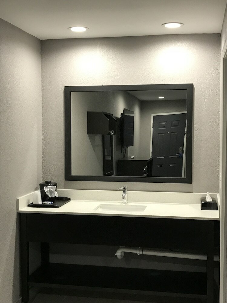 Hotel Rodeway Inn South