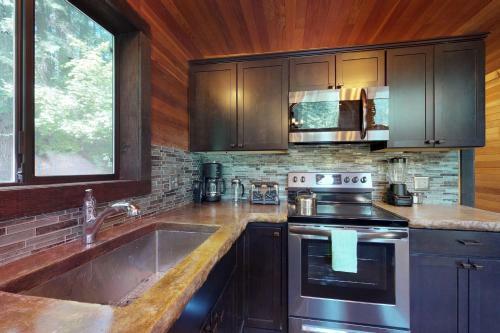 River Road Retreat